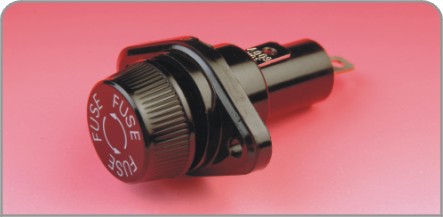 面板安裝型保險(xiǎn)絲座